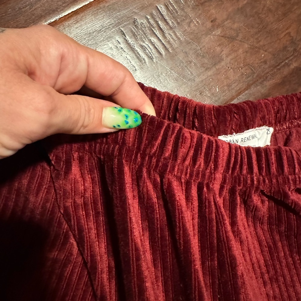 Urban Renewal pants pull on flare cut ribbed texture velvet like fabric sz med - Picture 5 of 9